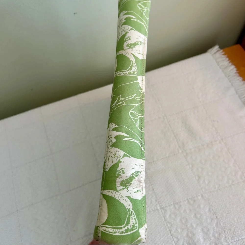 Talene Reilly Vintage Y2K Laptop Sleeve, Green & White Abstract Floral